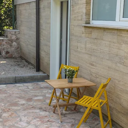 Visit Point Apartment