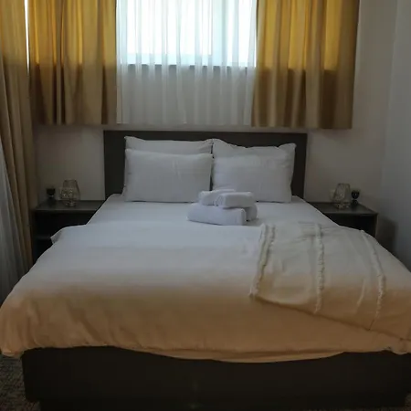 Visit Point Apartment *